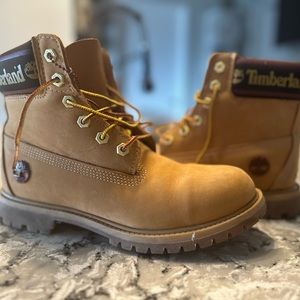 ⬇️Price Drop⬇️ Timberland Waterproof Boots